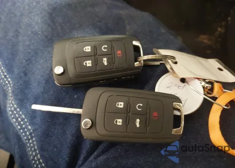 2013 Chevrolet Malibu 1Lz из США, поврежденный, VIN 1G11H5SA8DF267897